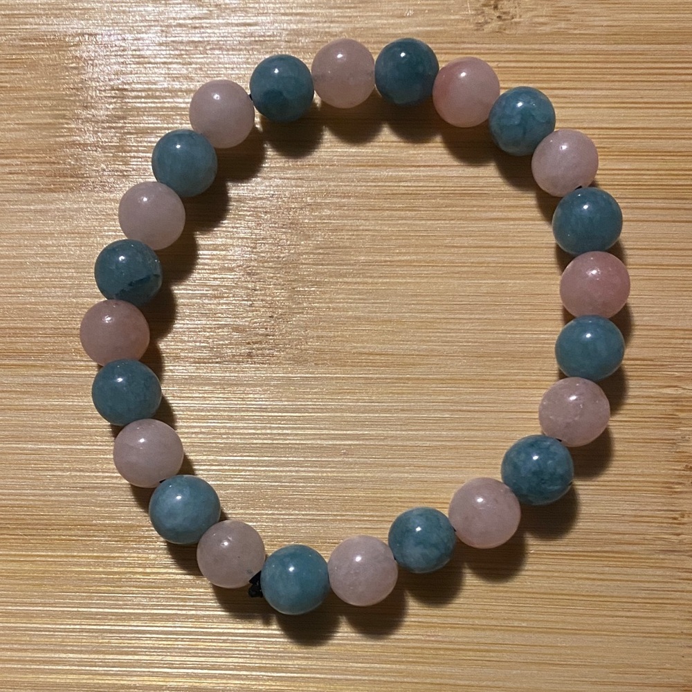 Elegant Pink and Blue Dyed Quartz Beaded Bracelet